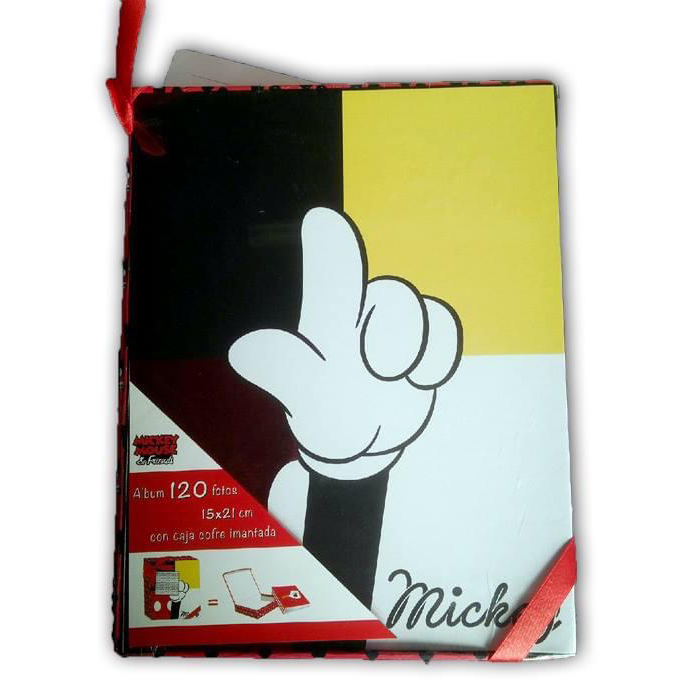 ÁLBUM DISNEY